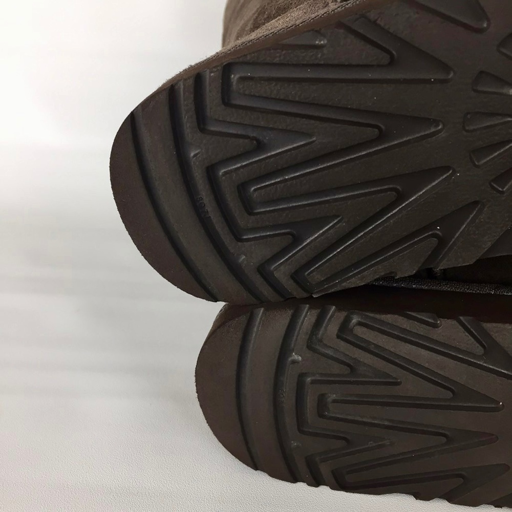 UGG Classic Tall 5815 Brown Shearling Boots 8 - Picture 12 of 14